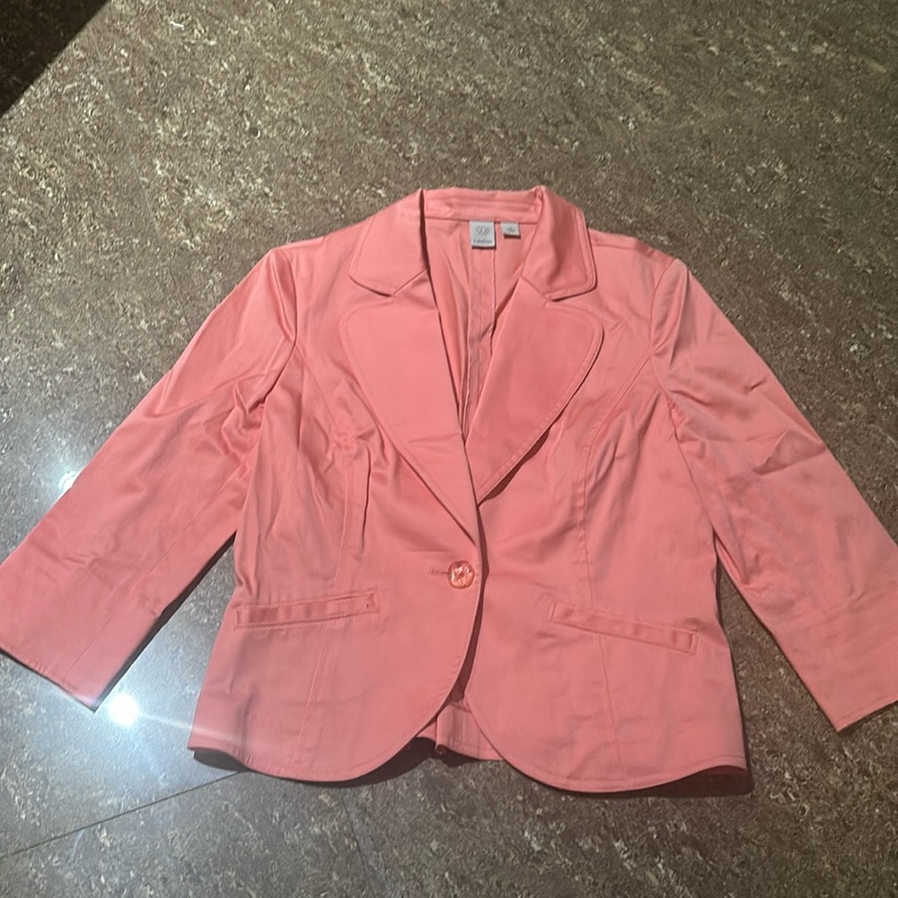 pink jacket new with out tag